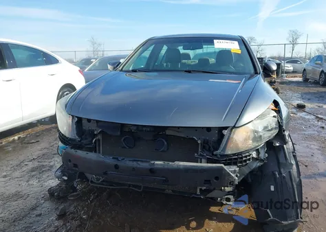 2012 Honda Accord 2.4 Ex-L z USA, uszkodzony, nr VIN 1HGCP2F84CA071431